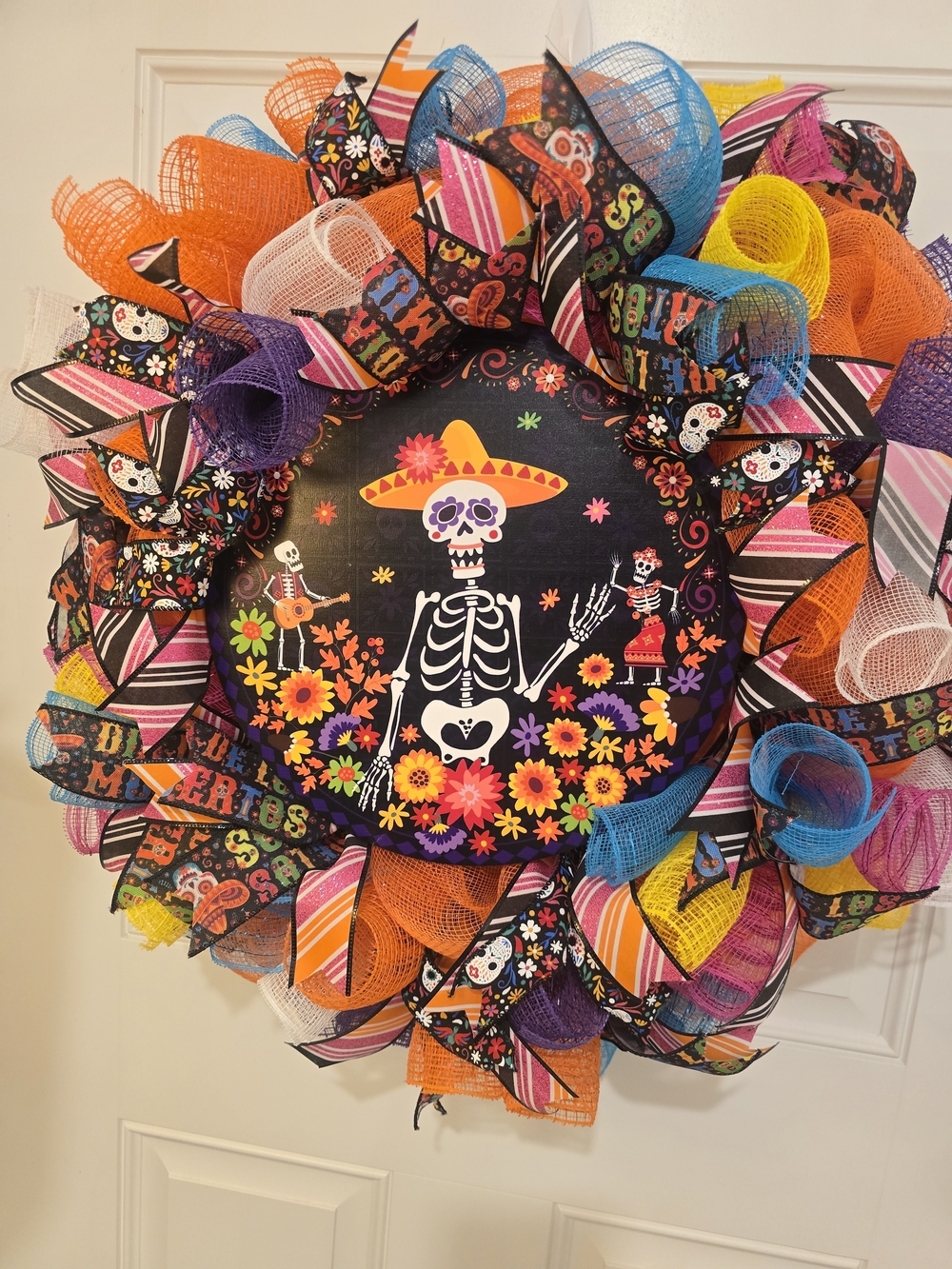 W023 - Festive Day of the Dead Skeleton Wreath - Multicolor